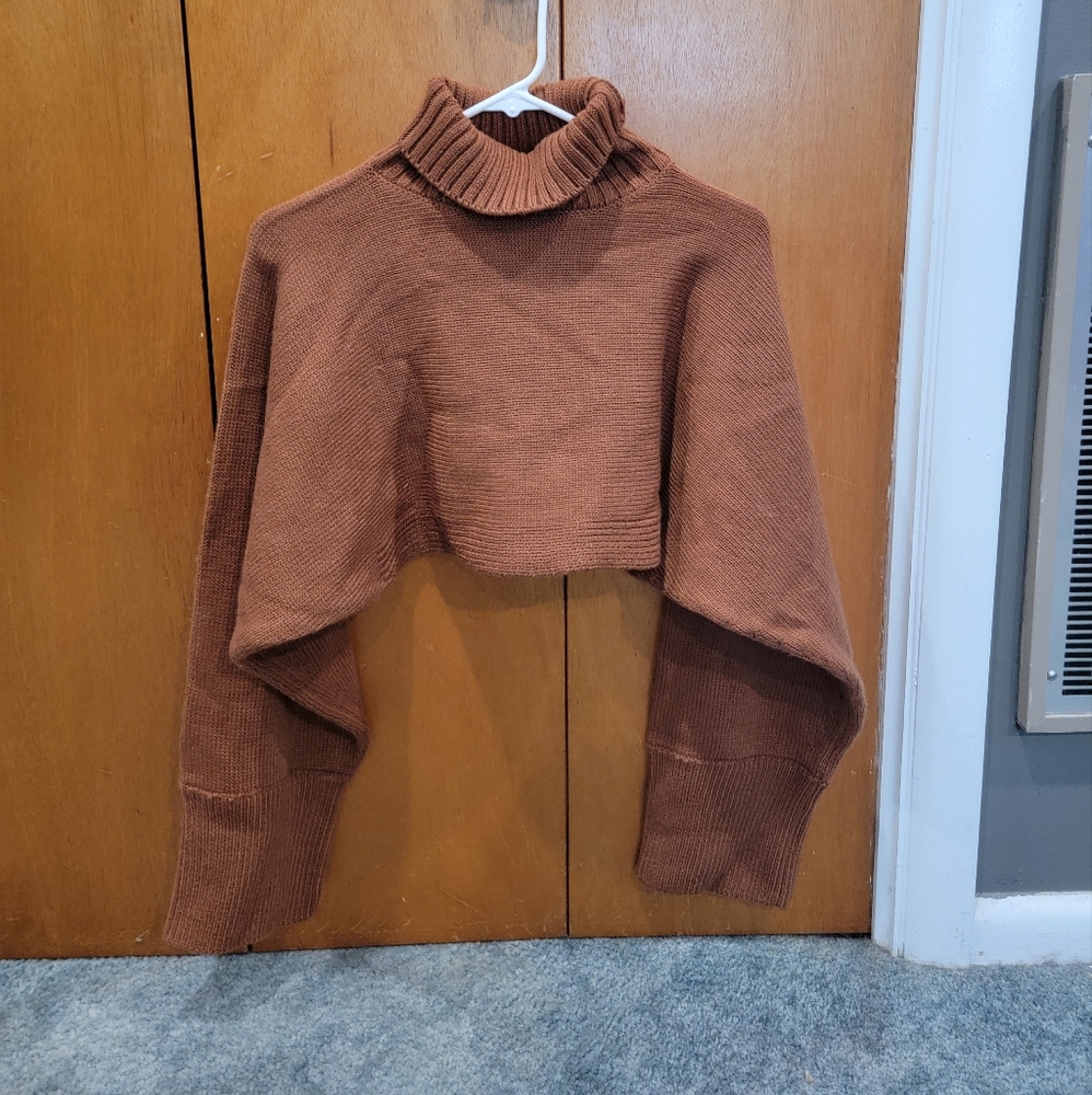Cropped sweater